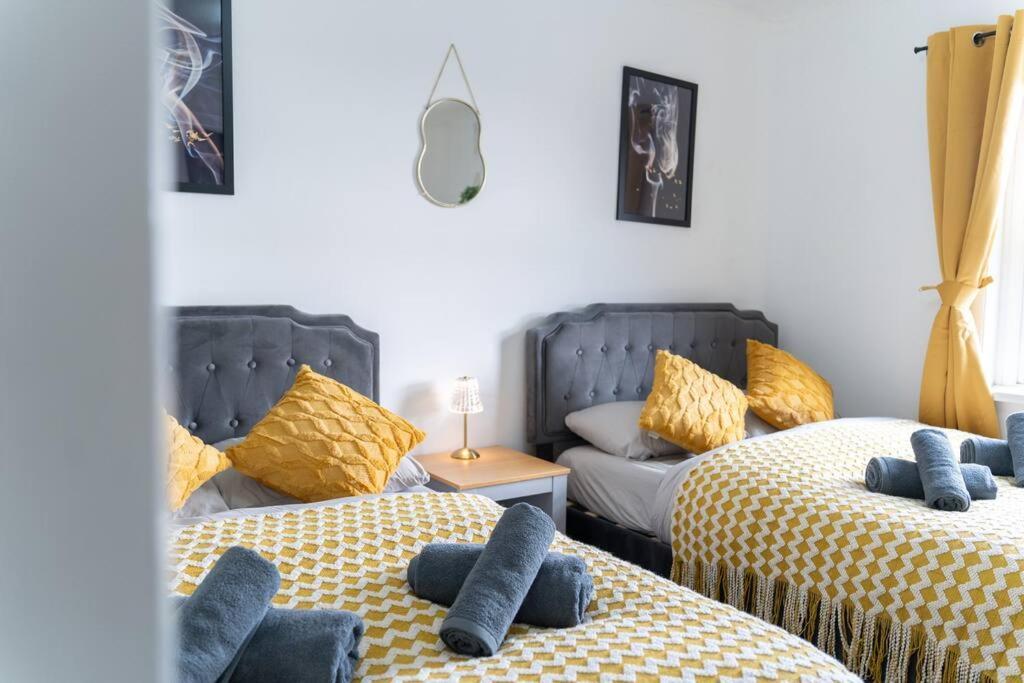 Open Mind Property - Southsea With Free Parking พอร์ตสมัธ ภายนอก รูปภาพ